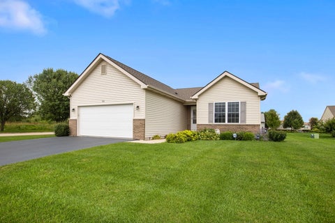 Tiny photo for 900 Jefferson Avenue, McHenry, IL 60050 (MLS # 12749717)