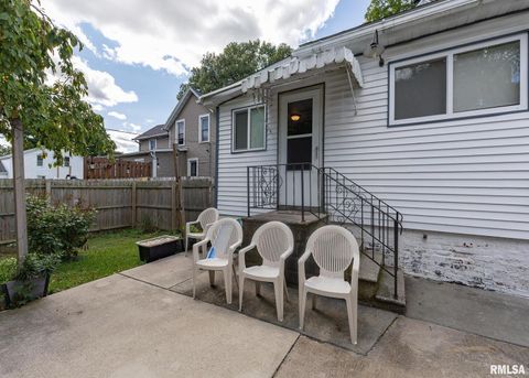 Tiny photo for 326 N VAIL Street, Geneseo, IL 61254 (MLS # QC4267217)