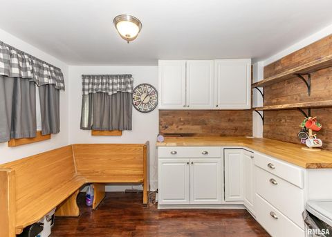 Tiny photo for 326 N VAIL Street, Geneseo, IL 61254 (MLS # QC4267217)