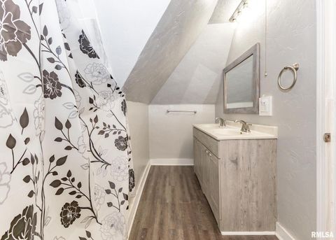 Tiny photo for 326 N VAIL Street, Geneseo, IL 61254 (MLS # QC4267217)