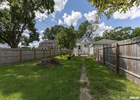 Tiny photo for 326 N VAIL Street, Geneseo, IL 61254 (MLS # QC4267217)