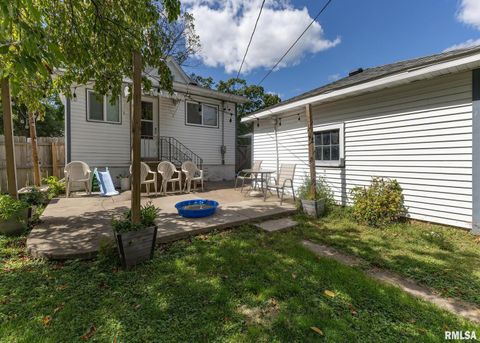 Tiny photo for 326 N VAIL Street, Geneseo, IL 61254 (MLS # QC4267217)