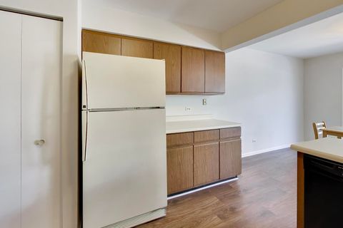 Tiny photo for 640 Sturnbridge Lane, Schaumburg, IL 60173 (MLS # 12596702)