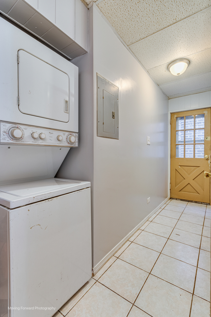 3355 W 38th Street