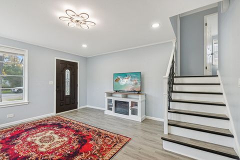 Tiny photo for 8846 Austin Avenue, Morton Grove, IL 60053 (MLS # 12507773)