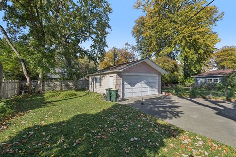 Tiny photo for 8846 Austin Avenue, Morton Grove, IL 60053 (MLS # 12507773)