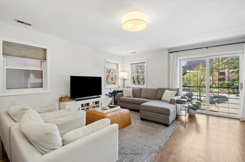 Tiny photo for 2648 N Seminary Avenue #2, Chicago, IL 60614 (MLS # 12619495)