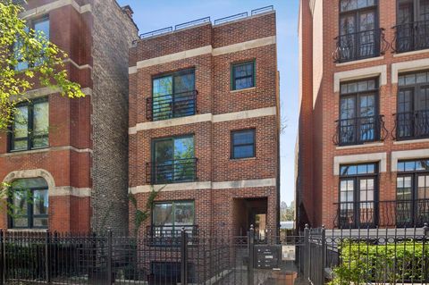 Tiny photo for 2648 N Seminary Avenue #2, Chicago, IL 60614 (MLS # 12619495)
