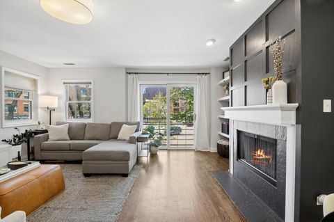 Tiny photo for 2648 N Seminary Avenue #2, Chicago, IL 60614 (MLS # 12619495)