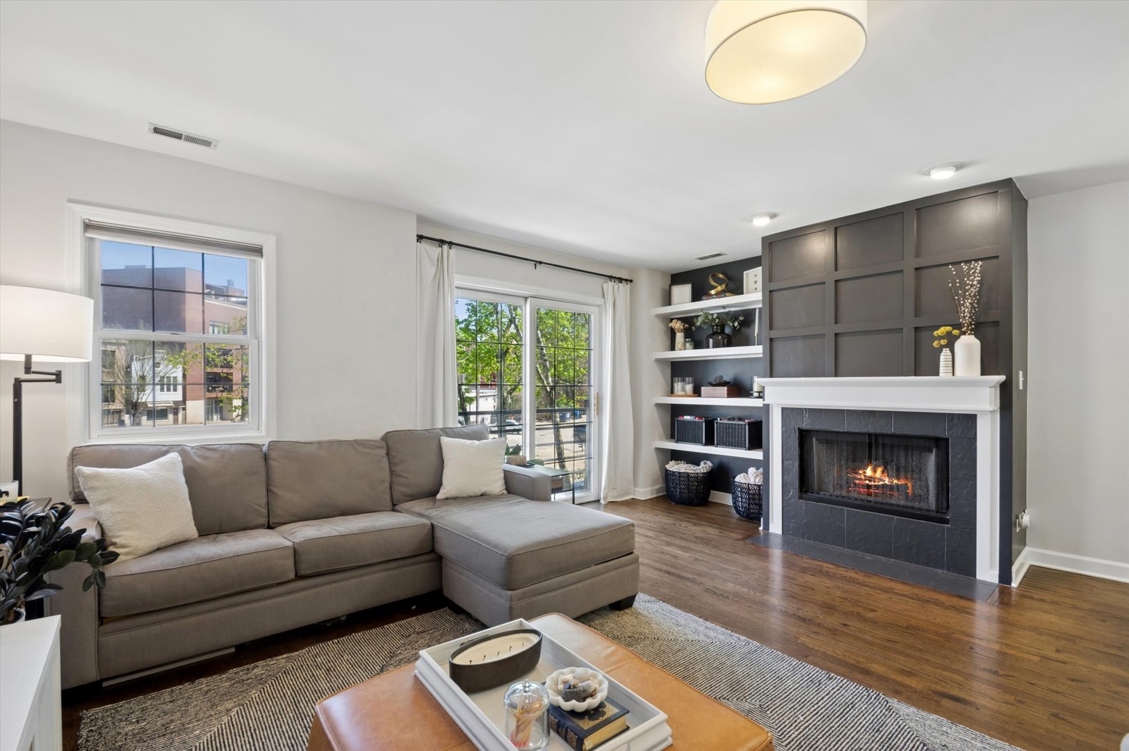 2648 N Seminary Avenue 2