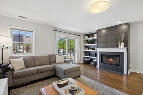 Tiny photo for 2648 N Seminary Avenue #2, Chicago, IL 60614 (MLS # 12619495)