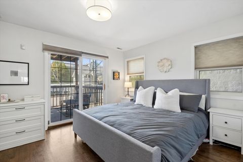 Tiny photo for 2648 N Seminary Avenue #2, Chicago, IL 60614 (MLS # 12619495)