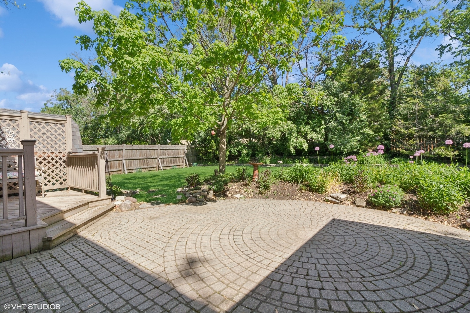 22w080 Glen Valley Drive