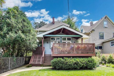 Tiny photo for 317 N Cuyler Avenue, Oak Park, IL 60302 (MLS # 12603968)