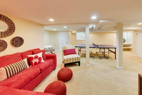 Tiny photo for 317 N Cuyler Avenue, Oak Park, IL 60302 (MLS # 12603968)