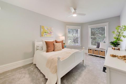 Tiny photo for 317 N Cuyler Avenue, Oak Park, IL 60302 (MLS # 12603968)