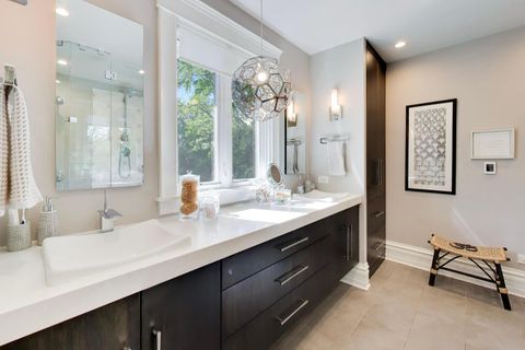 Tiny photo for 317 N Cuyler Avenue, Oak Park, IL 60302 (MLS # 12603968)