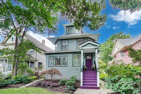 Tiny photo for 317 N Cuyler Avenue, Oak Park, IL 60302 (MLS # 12603968)