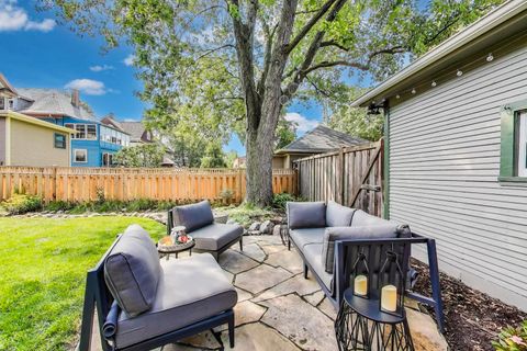 Tiny photo for 317 N Cuyler Avenue, Oak Park, IL 60302 (MLS # 12603968)