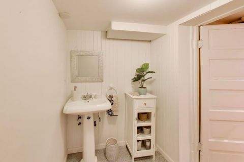 Tiny photo for 317 N Cuyler Avenue, Oak Park, IL 60302 (MLS # 12603968)