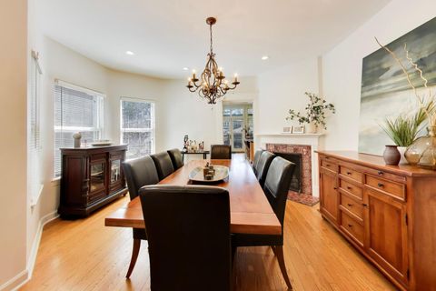 Tiny photo for 317 N Cuyler Avenue, Oak Park, IL 60302 (MLS # 12603968)