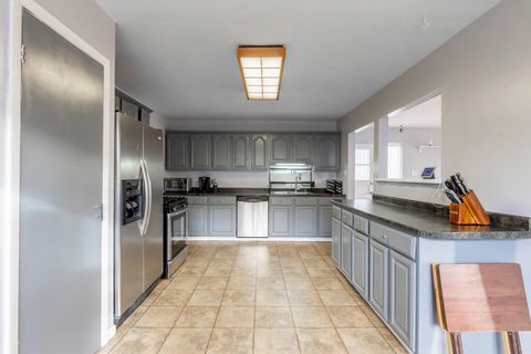 Tiny photo for 313 Jackson Street, Park Forest, IL 60466 (MLS # 12535883)