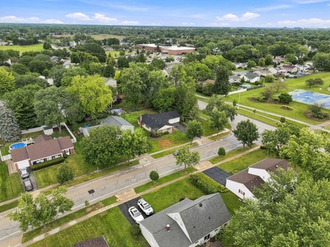 Tiny photo for 1600 Cambourne Lane, Schaumburg, IL 60194 (MLS # 12780229)