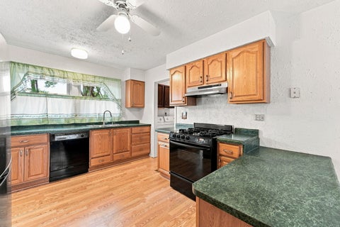 Tiny photo for 1600 Cambourne Lane, Schaumburg, IL 60194 (MLS # 12780229)
