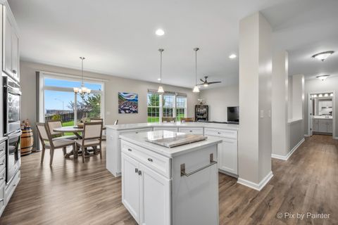 Tiny photo for 114 Abbott Court, Bartlett, IL 60103 (MLS # 12614225)