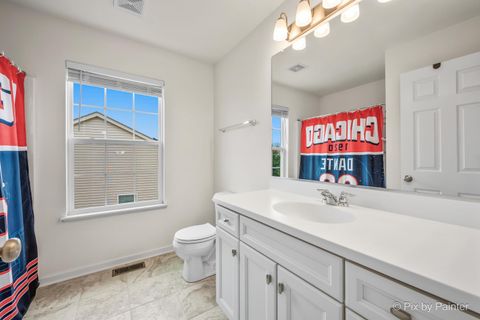 Tiny photo for 114 Abbott Court, Bartlett, IL 60103 (MLS # 12614225)