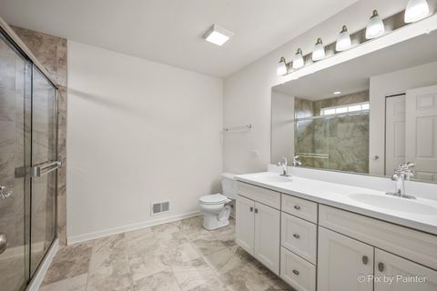 Tiny photo for 114 Abbott Court, Bartlett, IL 60103 (MLS # 12614225)