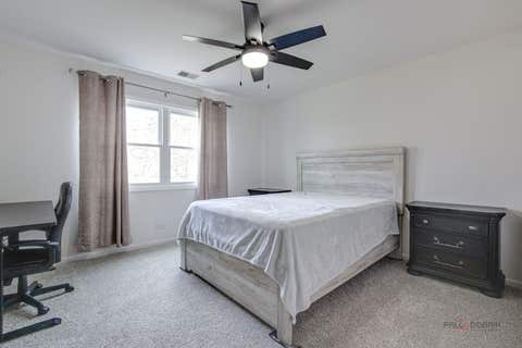 Tiny photo for 212 Willow Parkway, Buffalo Grove, IL 60089 (MLS # 12739139)