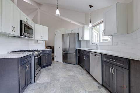 Tiny photo for 212 Willow Parkway, Buffalo Grove, IL 60089 (MLS # 12739139)