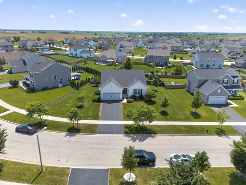 Tiny photo for 584 Manchester Lane, Yorkville, IL 60560 (MLS # 12769989)