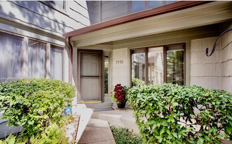 Tiny photo for 1116 Bristlecone Court #1116, Darien, IL 60561 (MLS # 12481510)