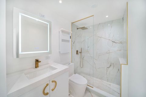 Tiny photo for 1560 N Sandburg Terrace #2705J, Chicago, IL 60610 (MLS # 12522006)