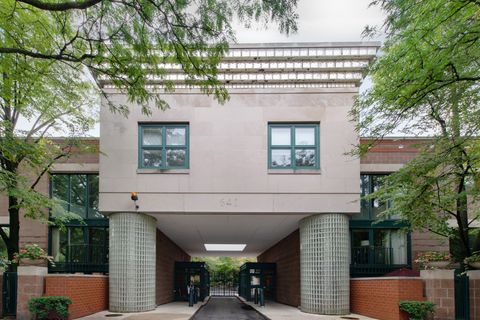 641 W WILLOW Street 115 Chicago IL 60614