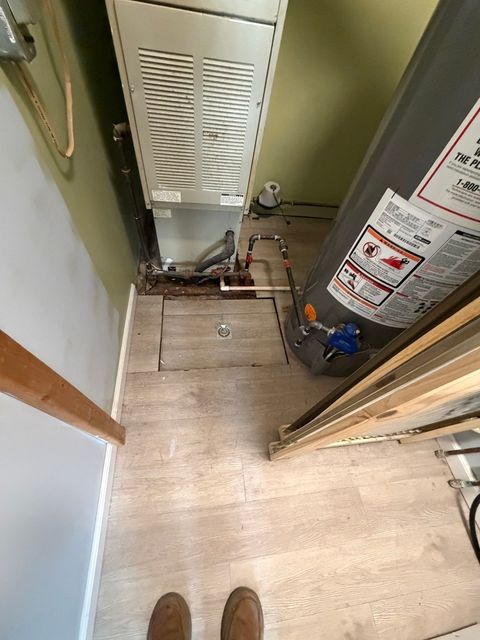 Tiny photo for 609 E Clay Street, Clinton, IL 61727 (MLS # 12603506)