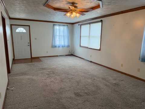 Tiny photo for 609 E Clay Street, Clinton, IL 61727 (MLS # 12603506)