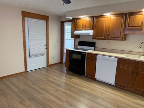 Tiny photo for 609 E Clay Street, Clinton, IL 61727 (MLS # 12603506)