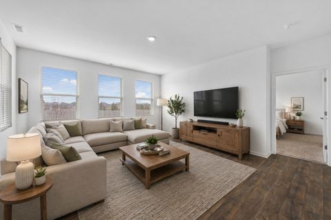 Tiny photo for 927 Plateau Drive, Pingree Grove, IL 60140 (MLS # 12624997)