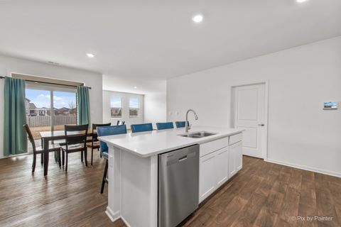 Tiny photo for 927 Plateau Drive, Pingree Grove, IL 60140 (MLS # 12624997)