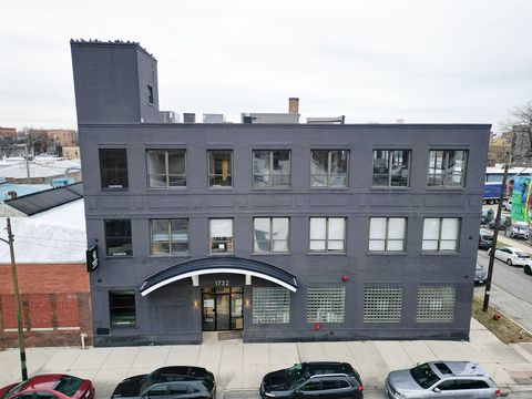1732 W Hubbard Street Chicago IL 60622
