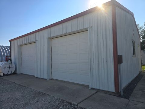 Tiny photo for 523 E 2900 N Road, Clifton, IL 60927 (MLS # 12479248)