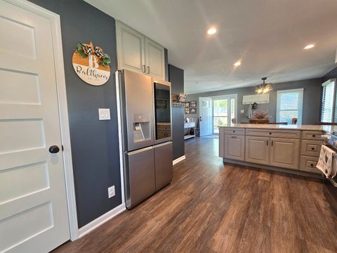 Tiny photo for 523 E 2900 N Road, Clifton, IL 60927 (MLS # 12479248)