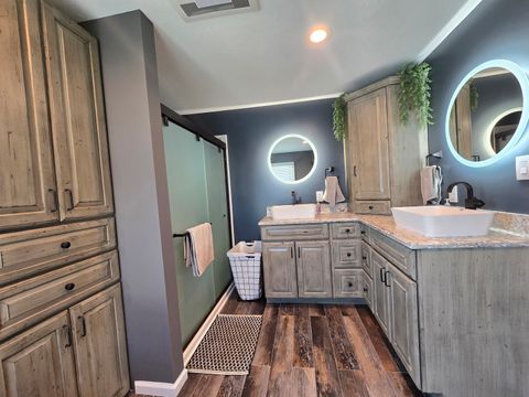 Tiny photo for 523 E 2900 N Road, Clifton, IL 60927 (MLS # 12479248)