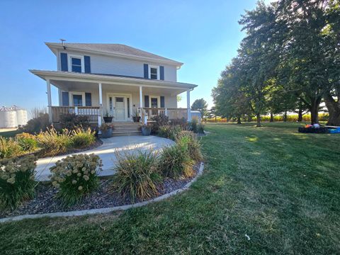 Photo of 523 E 2900 N Road, Clifton, IL 60927 (MLS # 12479248)