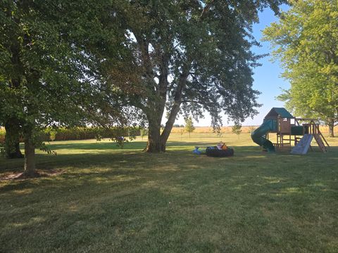 Tiny photo for 523 E 2900 N Road, Clifton, IL 60927 (MLS # 12479248)