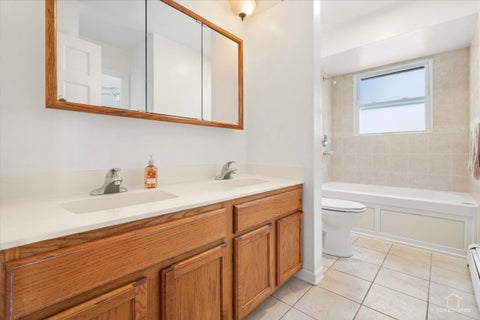 Tiny photo for 213 Liberty Avenue, Fox River Grove, IL 60021 (MLS # 12749527)