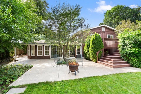 Tiny photo for 213 Liberty Avenue, Fox River Grove, IL 60021 (MLS # 12749527)